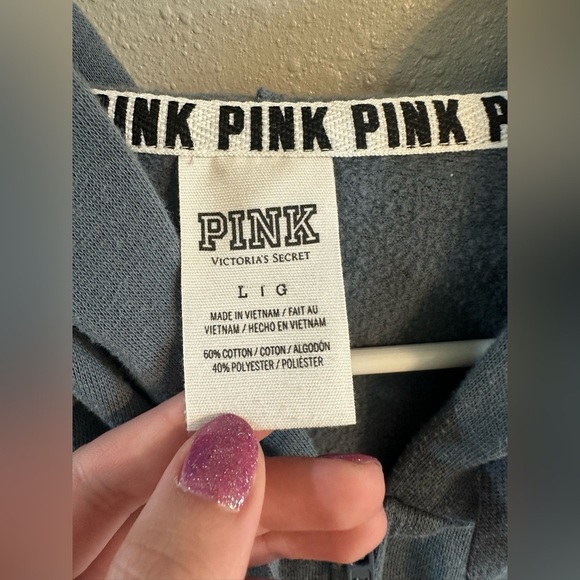 Victoria's Secret PINK Hoodie Sweater - Picture 2 of 4